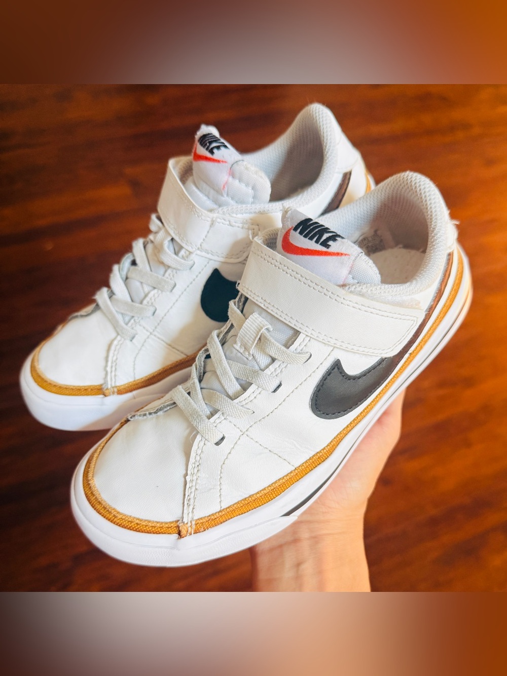 Nike Court Legacy kids Shoes - Size 1Y